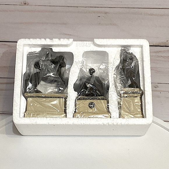 DEPARTMENT 56 - Village Monuments - Heritage Village - Picture 10 of 12